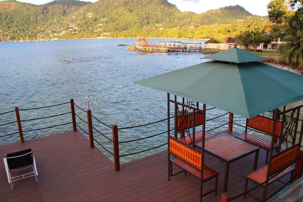 Surfers Cove Apartments Bel Ombre Zewnętrze zdjęcie